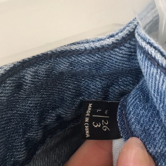 Abercrombie & Fitch cutoff jean shorts - Picture 2 of 5